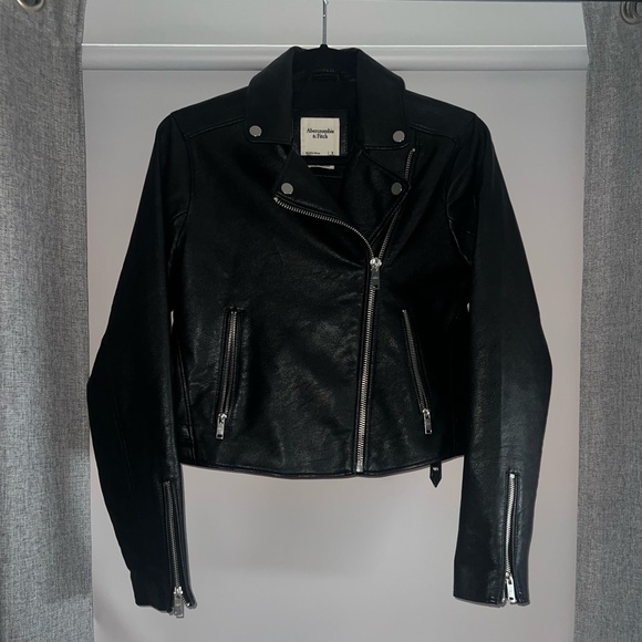 Abercrombie & Fitch Vegan leather jacket - Picture 2 of 2